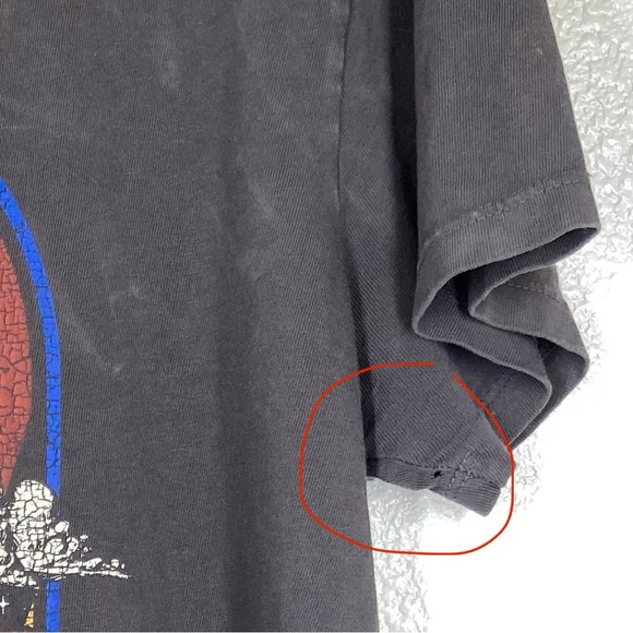 Vans Women’s Off The Wall World Tour Short Sleeve T-shirt Washed Black Large - Picture 13 of 14